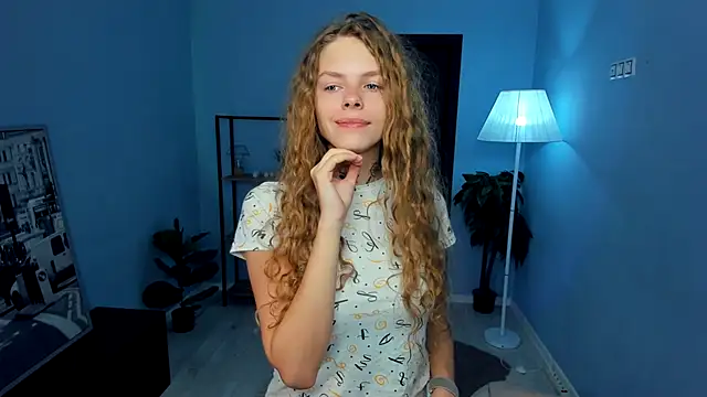 Snapshot of RayaNenlia chatting on October 2025 05:07:02 AM RayaNenlia online show from October 2025 05:07:02 AM