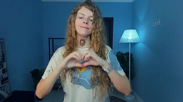 Snapshot of RayaNenlia chatting on January 2026 05:11:02 AM RayaNenlia online show from January 2026 05:11:02 AM