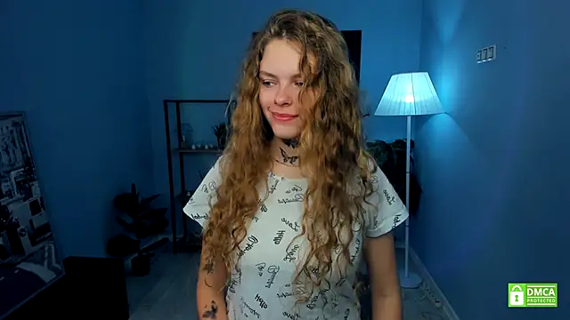 Snapshot of RayaNenlia chatting on November 2025 05:12:02 AM RayaNenlia online show from November 2025 05:12:02 AM