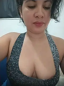 Snapshot of Yara0k chatting on June 2026 11:21:02 PM Yara0k online show from June 2026 11:21:02 PM