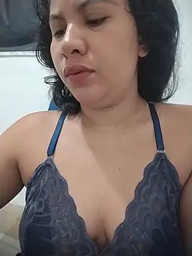 Snapshot of Yara0k chatting on June 2026 08:14:01 AM Yara0k online show from June 2026 08:14:01 AM