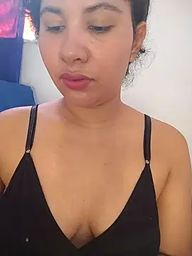 Yara0k online show from May 2026 11:51:01 AM