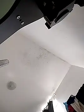 Snapshot of Yara0k chatting on September 2025 11:21:01 AM Yara0k online show from September 2025 11:21:01 AM