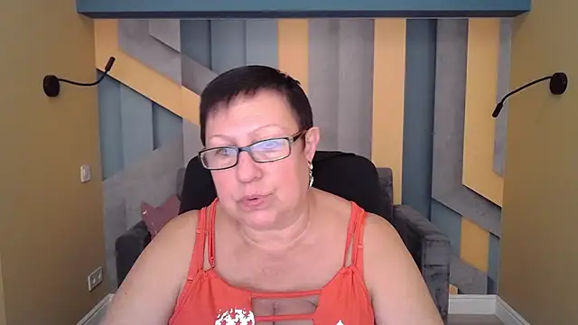 BarbaraTurners online show from October 2025 06:45:01 PM