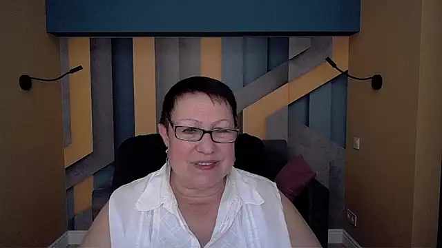 BarbaraTurners online show from November 2025 07:29:02 PM