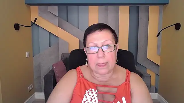 BarbaraTurners online show from October 2025 06:20:01 PM