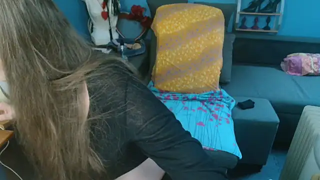 Snapshot of SherineDivine chatting on October 2025 04:41:02 PM SherineDivine online show from October 2025 04:41:02 PM