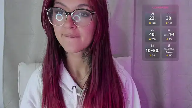 noemi foxxx online show from February 2026 02:14:02 PM