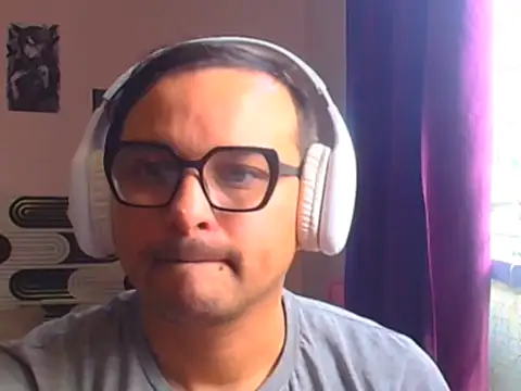 Snapshot of ClarkGiven chatting on June 2026 04:01:02 PM ClarkGiven online show from June 2026 04:01:02 PM