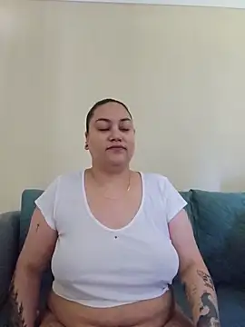 honeeyyy pot online show from May 2026 08:39:01 PM