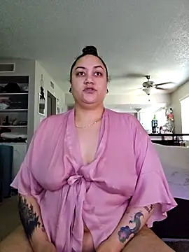 honeeyyy pot online show from February 2026 07:35:02 PM