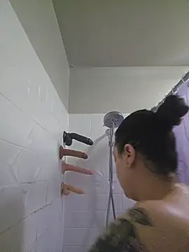 honeeyyy pot online show from January 2026 10:47:01 PM