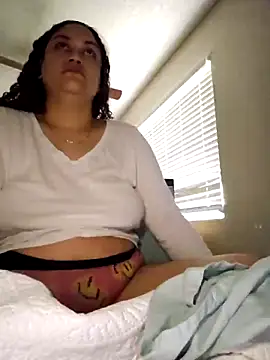 honeeyyy pot online show from October 2025 05:58:01 PM