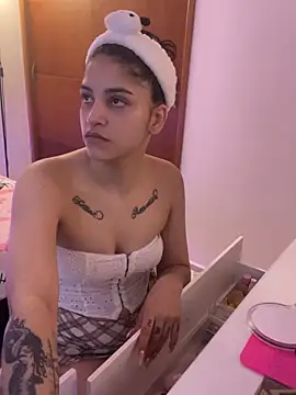 ShawtySlammed online show from April 2026 08:00:01 PM