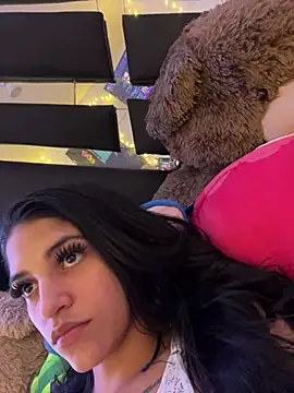 Snapshot of ShawtySlammed chatting on March 2025 02:07:02 AM ShawtySlammed online show from March 2025 02:07:02 AM