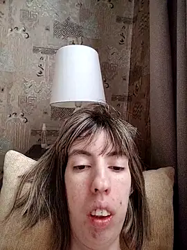 Snapshot of Unusual_G chatting on November 2025 06:28:02 AM Unusual G online show from November 2025 06:28:02 AM