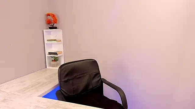 bulma bambina  online show from November 2025 12:09:01 PM