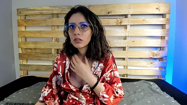 bulma bambina  online show from November 2025 07:40:02 PM