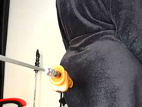 Snapshot of Fuck-Me-Daddyy chatting on September 2025 02:11:01 AM Fuck-Me-Daddyy online show from September 2025 02:11:01 AM
