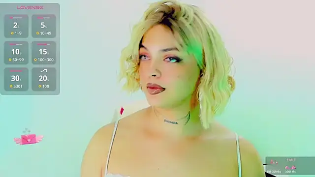 Emmaa Saenz  online show from May 2026 11:02:02 PM