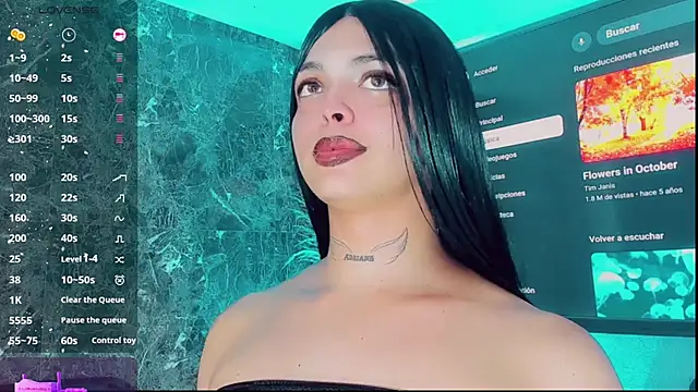 Emmaa Saenz  online show from October 2025 09:57:01 PM