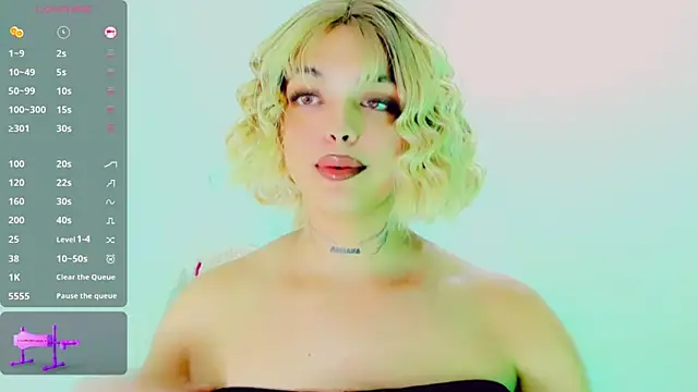 Emmaa Saenz  online show from March 2026 11:12:02 PM