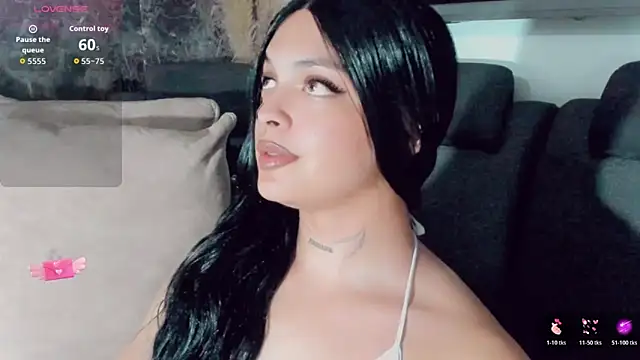 Snapshot of Emmaa_Saenz_ chatting on June 2026 11:47:01 PM Emmaa Saenz online show from June 2026 11:47:01 PM
