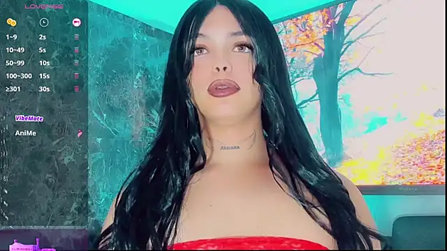 Emmaa Saenz  online show from October 2025 10:18:02 PM