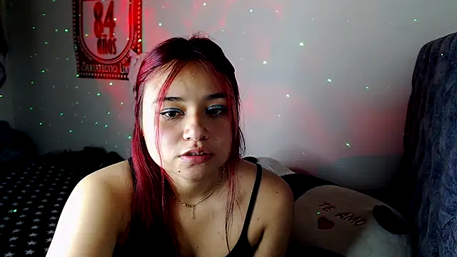 Snapshot of Sweet_cheerry__ chatting on November 2025 04:06:01 AM Sweet cheerry online show from November 2025 04:06:01 AM