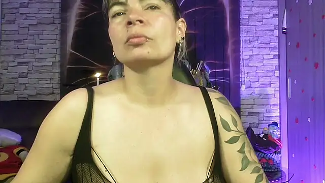 Snapshot of charlotedoll chatting on September 2025 03:10:02 AM charlotedoll online show from September 2025 03:10:02 AM