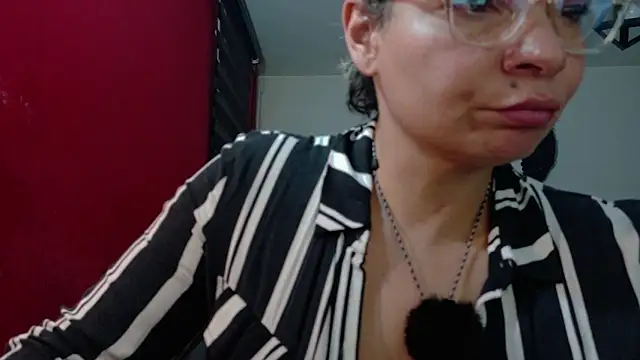 charlotedoll online show from May 2026 02:43:02 AM