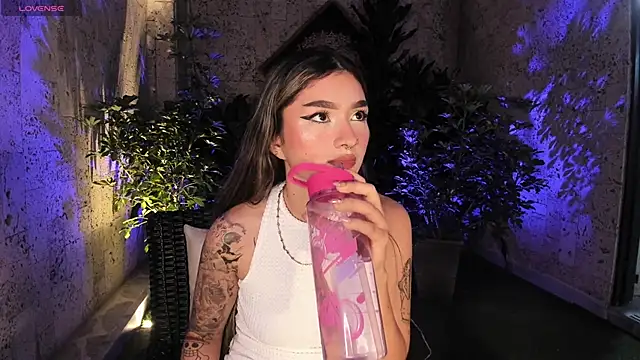 Snapshot of Arianavillada chatting on March 2025 03:36:02 AM Arianavillada online show from March 2025 03:36:02 AM