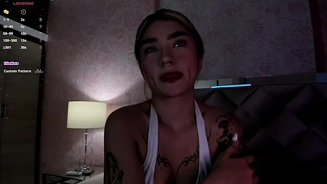 Snapshot of Arianavillada chatting on October 2025 03:18:02 AM Arianavillada online show from October 2025 03:18:02 AM