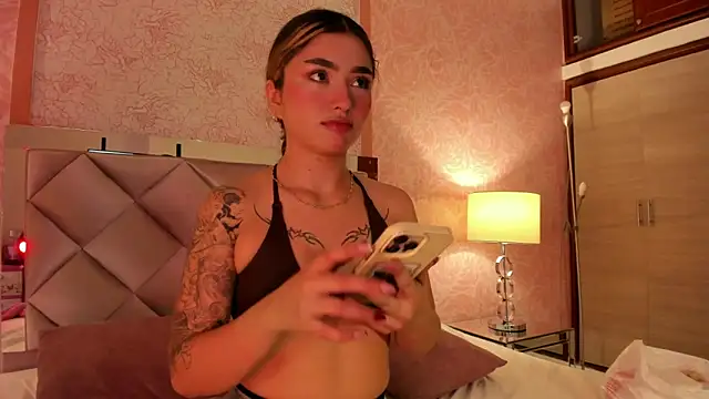 Arianavillada online show from November 2025 03:28:02 AM