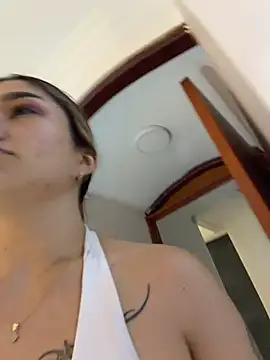 Snapshot of Arianavillada chatting on July 2026 06:47:02 AM Arianavillada online show from July 2026 06:47:02 AM