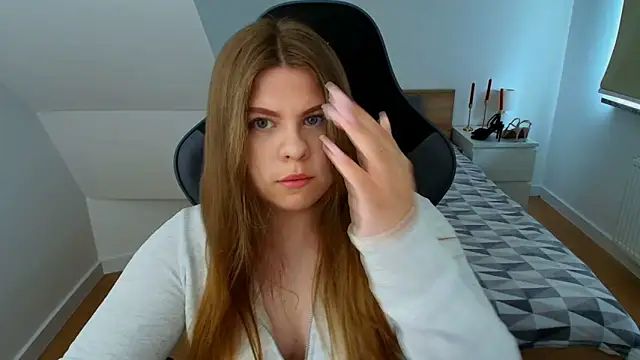 AbbyPleasure online show from May 2026 01:42:01 PM