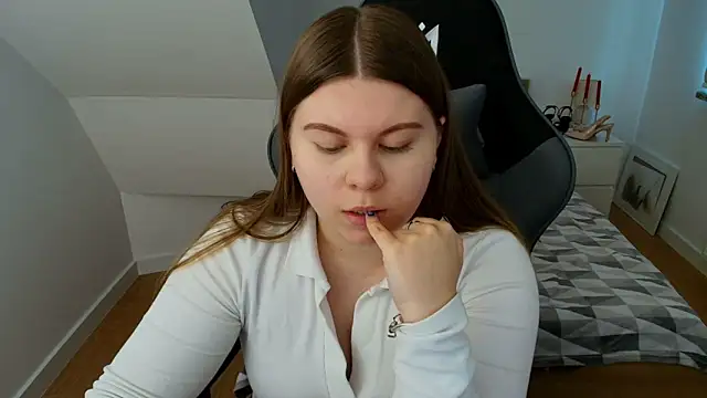 AbbyPleasure online show from April 2026 11:03:01 AM