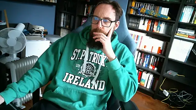 Snapshot of MeSteff chatting on January 2025 01:18:02 PM MeSteff online show from January 2025 01:18:02 PM