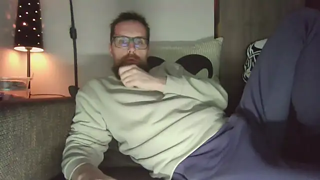 Snapshot of MeSteff chatting on March 2025 07:46:01 PM MeSteff online show from March 2025 07:46:01 PM