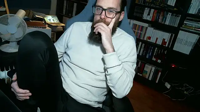 Snapshot of MeSteff chatting on January 2025 07:28:01 PM MeSteff online show from January 2025 07:28:01 PM