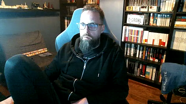 MeSteff online show from April 2026 07:28:02 PM