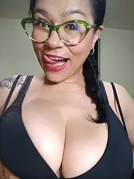 naughty doll horny online show from May 2026 10:24:01 AM