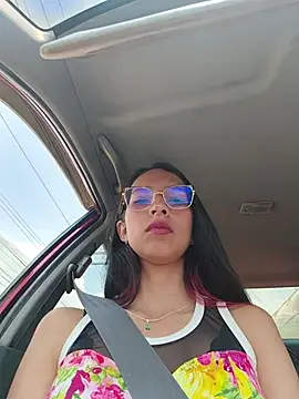 Katalleya jyj online show from December 2025 05:41:02 PM