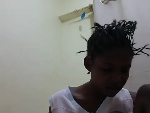Snapshot of queen-sasha chatting on June 2026 04:02:02 PM queen-sasha online show from June 2026 04:02:02 PM