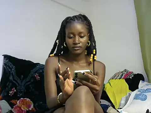 Snapshot of thicky_anncy chatting on March 2025 07:19:02 PM thicky anncy online show from March 2025 07:19:02 PM