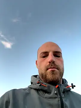 Snapshot of parallelo990 chatting on October 2025 05:50:02 AM parallelo990 online show from October 2025 05:50:02 AM