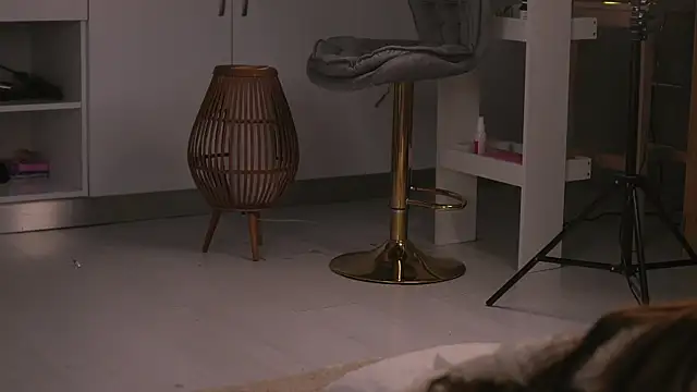 ButterflyLeah online show from December 2025 02:16:01 AM