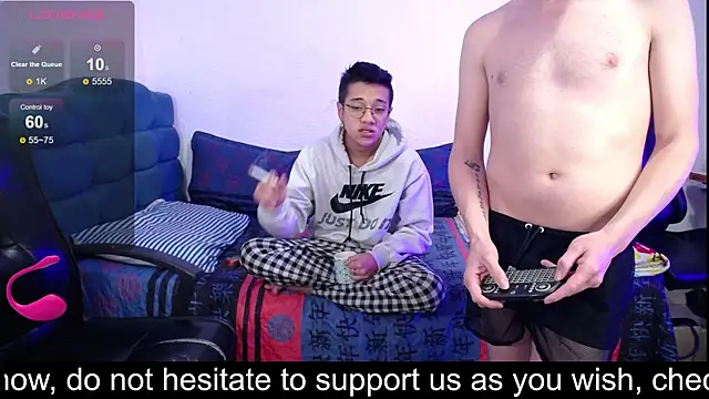 Snapshot of savagesboys chatting on December 2024 10:17:02 AM savagesboys online show from December 2024 10:17:02 AM