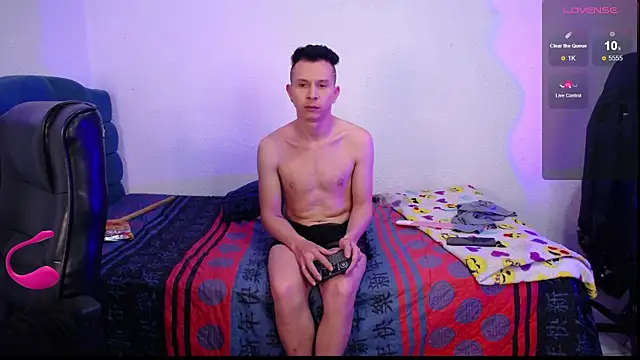 Snapshot of savagesboys chatting on December 2024 10:25:01 PM savagesboys online show from December 2024 10:25:01 PM