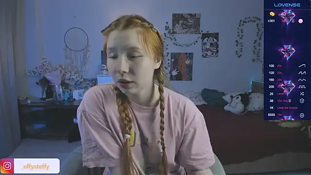 CallMeEffy1 online show from December 2025 07:35:01 PM